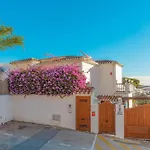 Luxury With Private Pool & Sea Views, Дом отдыха *