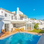 Luxury With Private Pool & Sea Views, * 네르하