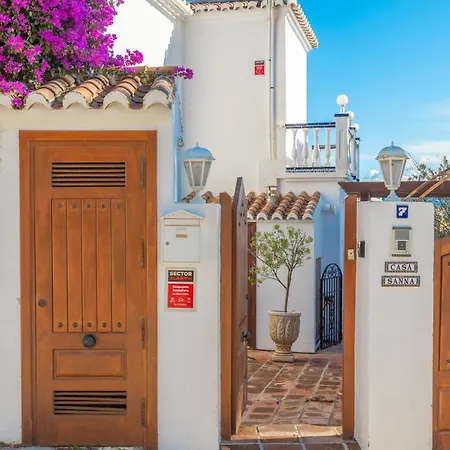 Luxury With Private Pool & Sea Views,