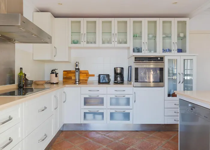 Luxury With Private Pool & Sea Views, *