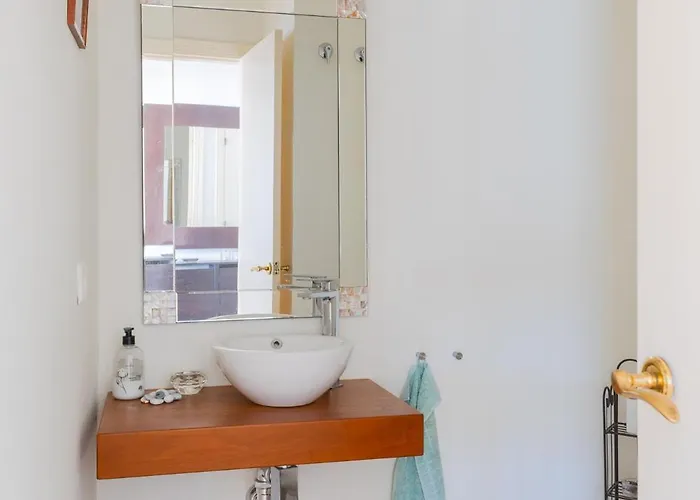 Holiday home Luxury With Private Pool & Sea Views, Nerja