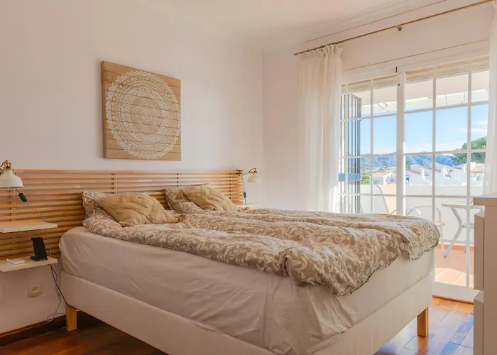 Holiday home Luxury With Private Pool & Sea Views, *