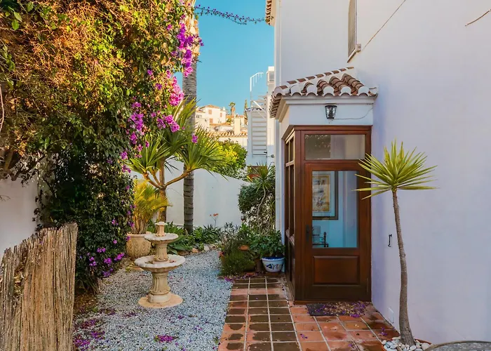 Holiday home Luxury With Private Pool & Sea Views, *